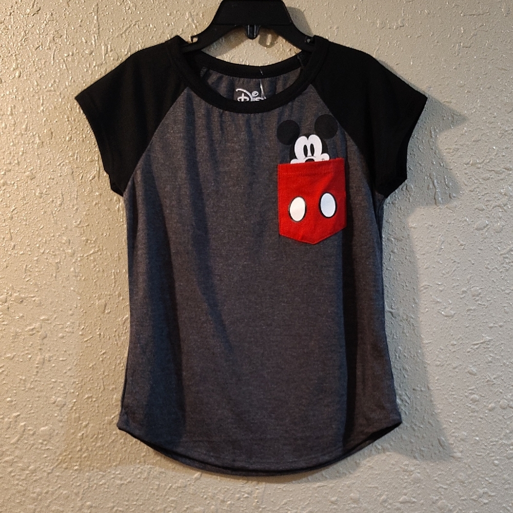 Disney Mickey Mouse Kids T-Shirt - Gray and Red Size M  (7-8)